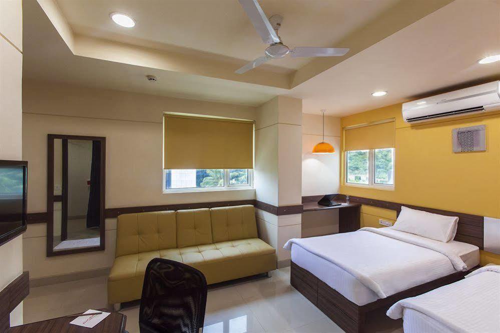 Indore Esterno foto